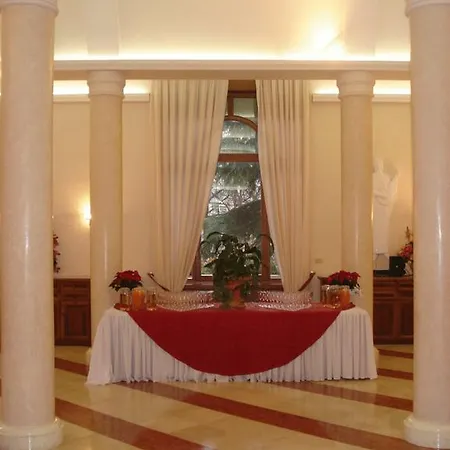 Excelsior Palace