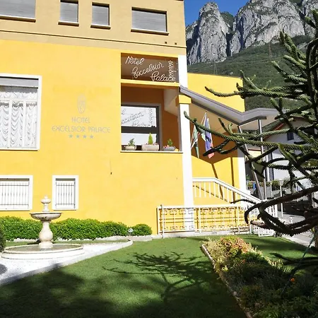 Hotel Excelsior Palace 3*